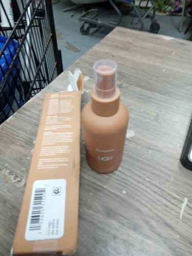 Ugg brand protector - ugg,